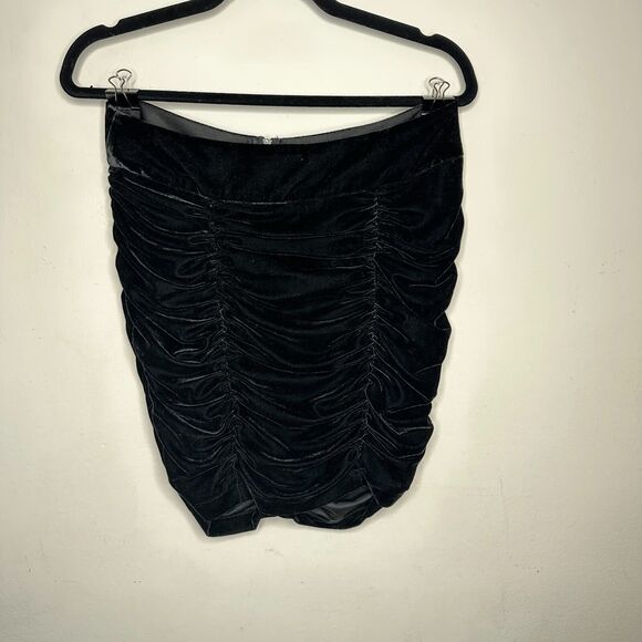 Solid Jet Black Sexy Ruched Velvet Mini Skirt Zip Back Stretch Medium - Picture 12 of 13